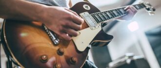Play Acoustic Songs On Electric Guitar: Top 5 Helpful Tips